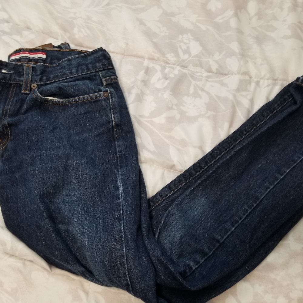 3/$25 Tommy Hilfiger Women's Blue Jeans - Picture 5 of 7